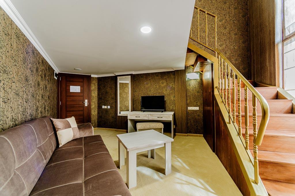 Hotel Alisa Pavel Banya Buitenkant foto