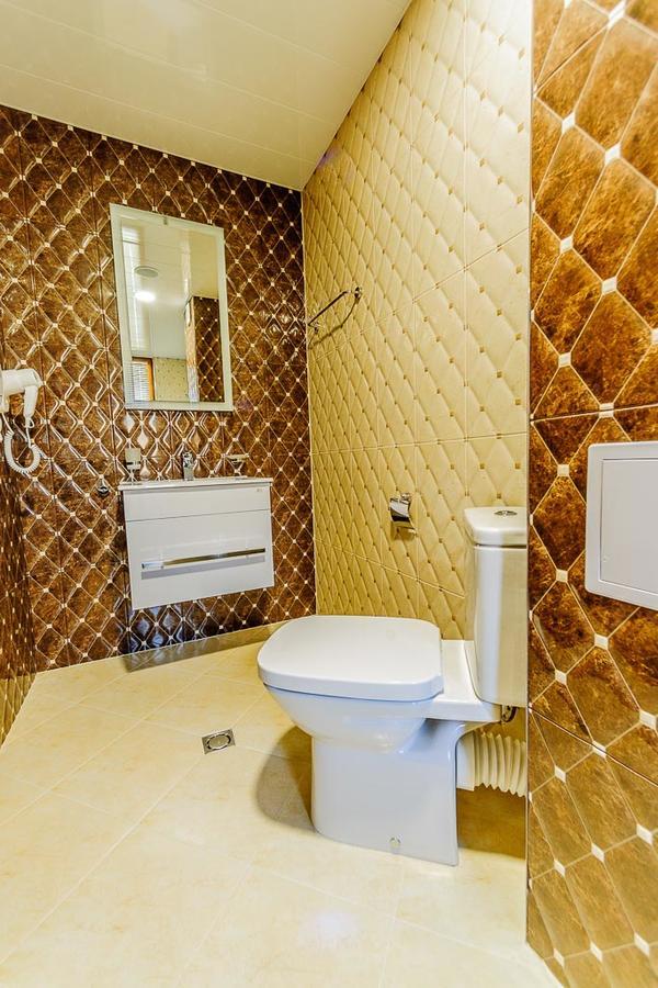 Hotel Alisa Pavel Banya Buitenkant foto